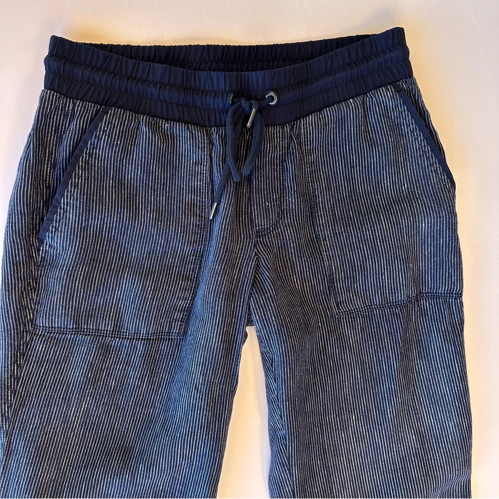 ATHLETA Bali 100% Linen Pull On Pants Womens Size 4 Navy Stripe Nautical Coastal - Picture 3 of 15